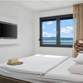 5 bedroom beachfront villa with heated pool near Omis, sleeps 9